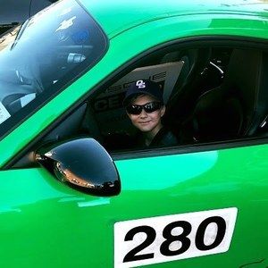 Meet your Posher, Brett